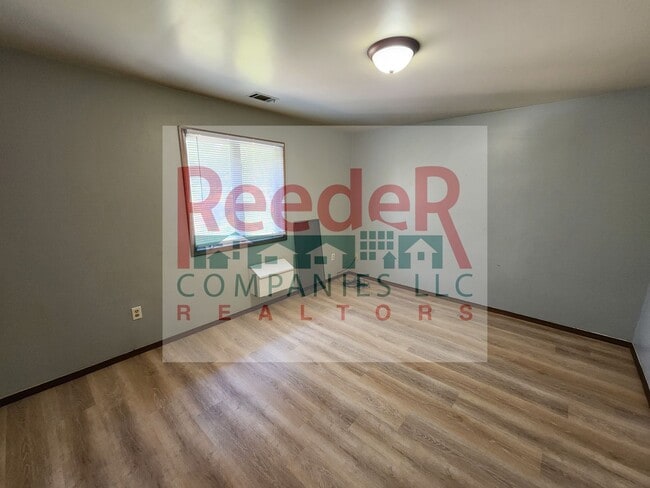 Building Photo - 7344 Hohman Ave