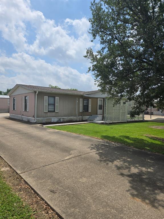 Building Photo - 4411 W Cedar Bayou Lynchburg Rd