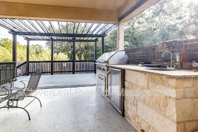 Building Photo - 25744 Two Springs