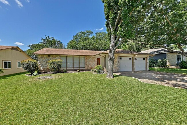 Building Photo - 3707 Tarragona Ln