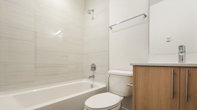 Building Photo - Brand New 3BR Home with Territorial Views