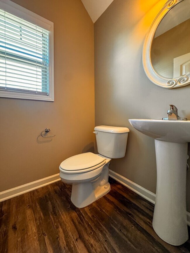 Building Photo - Beautiful 4 Bed 3.5 Bath Home in Jack Britt School District