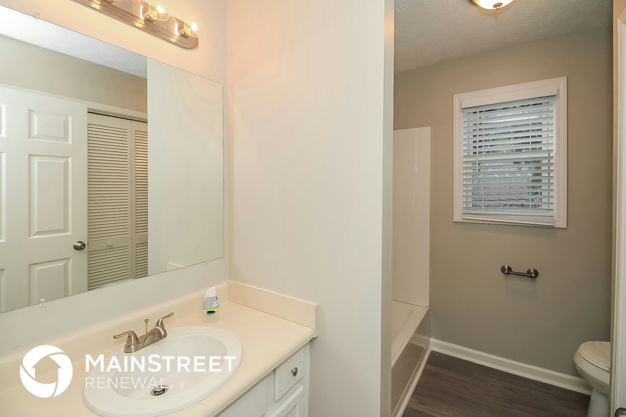 Building Photo - 115 Anna Ave