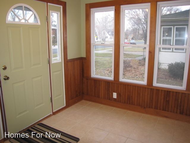 Building Photo - 2 br, 1 bath House - 717 5th Street