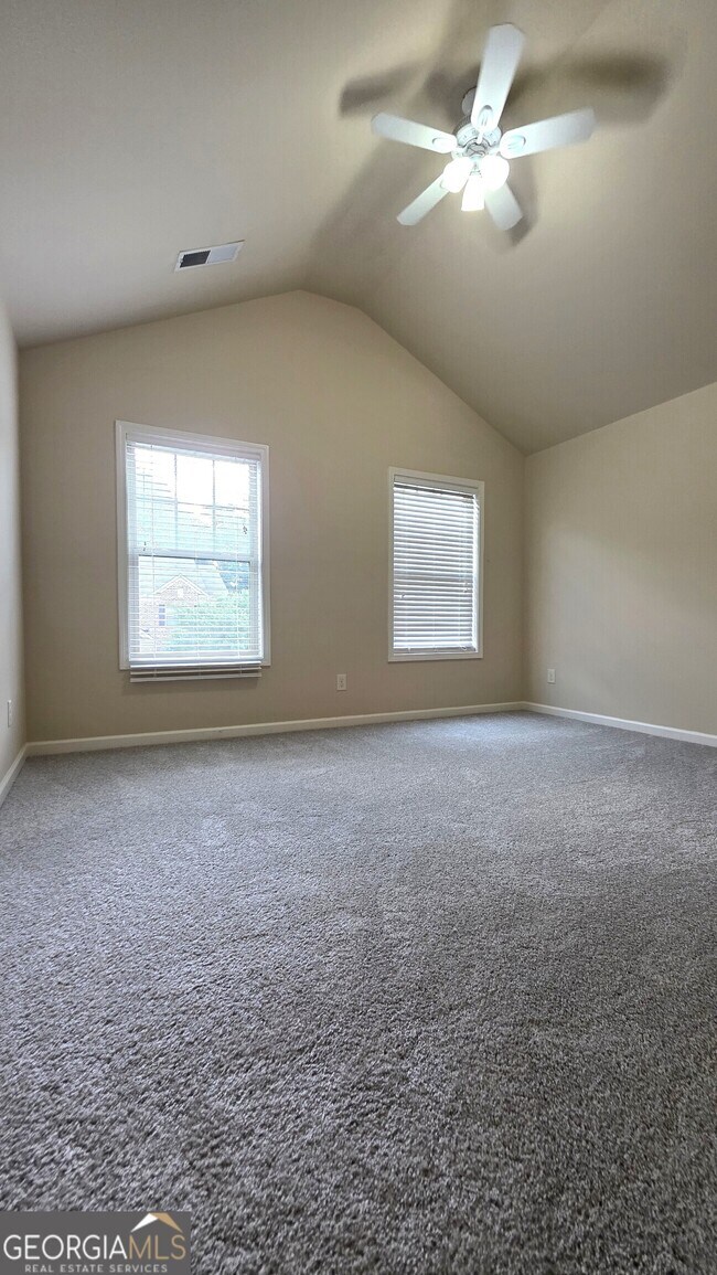 Building Photo - 5240 Brierstone Dr