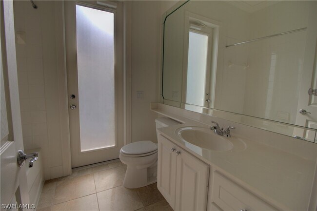 Building Photo - 7681 Sicilia Ct