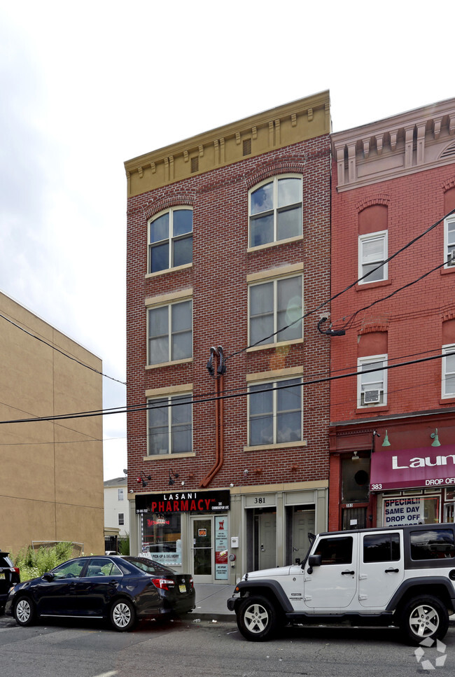 Primary Photo - 381 Communipaw Ave