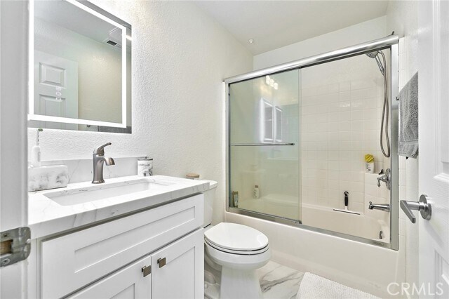 Building Photo - 1139 Elfstrom Dr