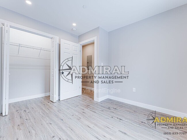 Building Photo - 3 Strafford Rd