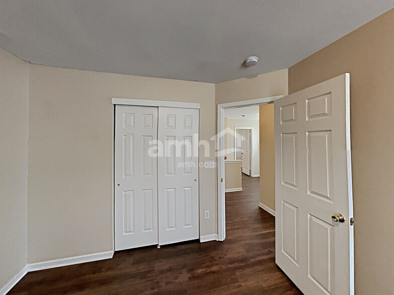 Building Photo - 86 Branch Valley Way