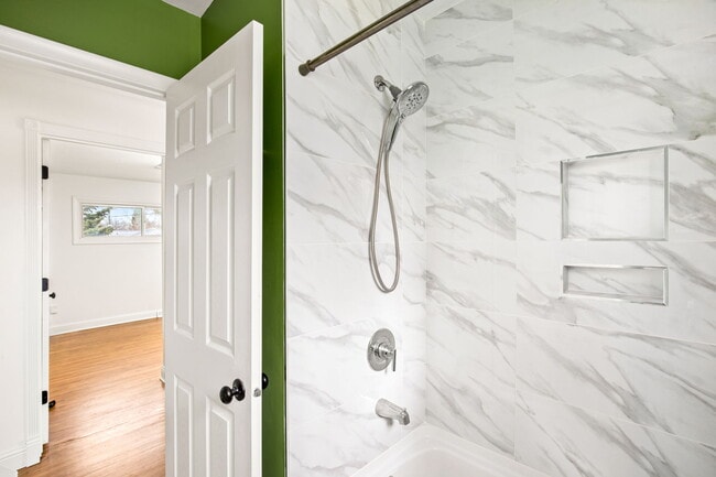 Building Photo - 1004 11th St NW