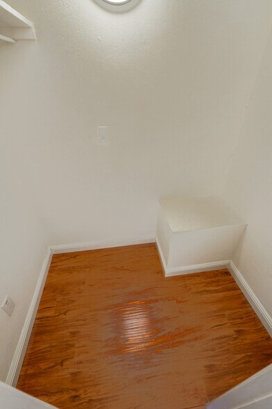 Building Photo - 3765 Angelo Ave