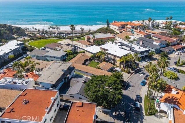 Building Photo - 237 Avenida Montalvo