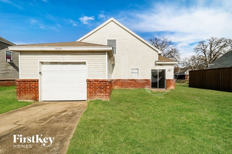 Building Photo - 10248 Budtime Ln