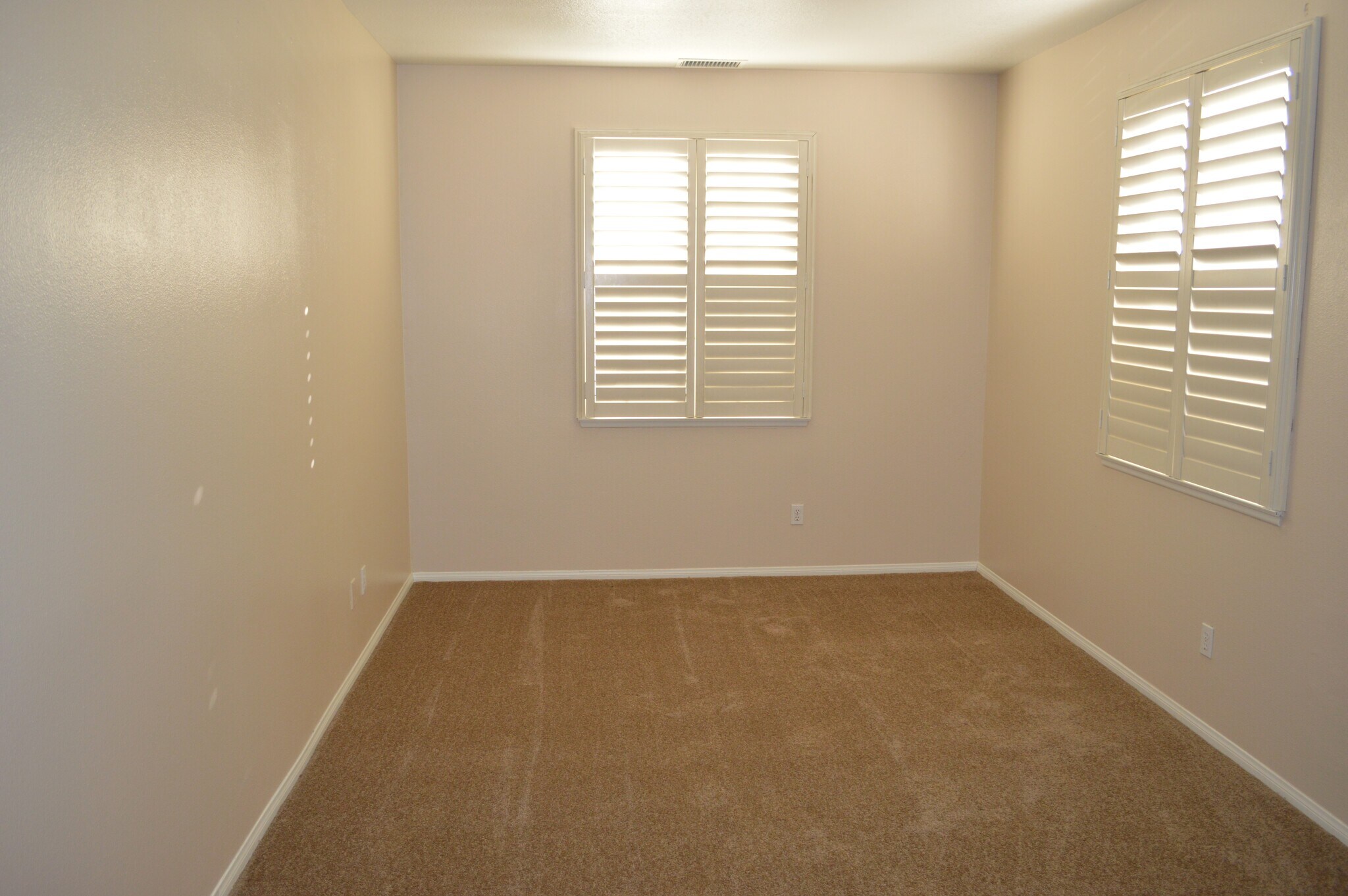 Building Photo - 948 Villa Montes Cir