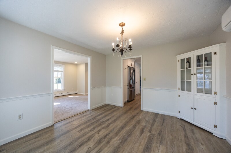 Building Photo - 12 Jillson Cir