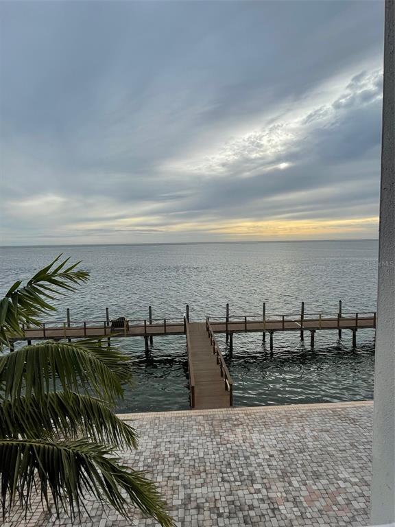 Building Photo - 213 Sea Horse Dr SE