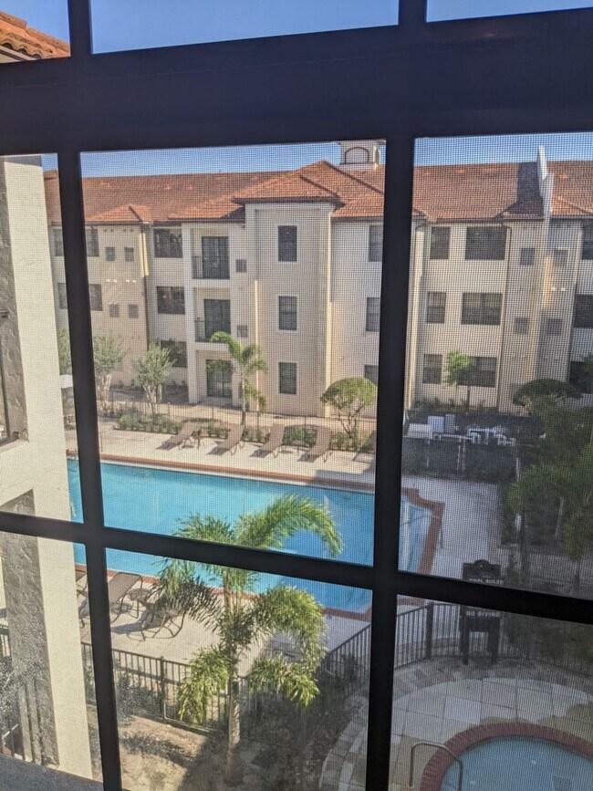 Building Photo - 1bd/1bath Condo at THE REGISTRY @ MICHIGAN...