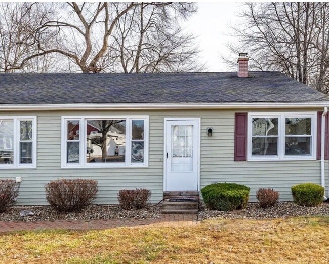 Building Photo - 11 Hope Farms Dr