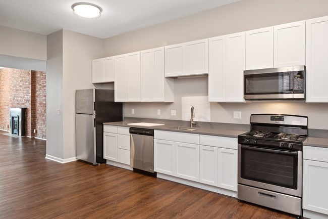 Building Photo - Sinton Flats