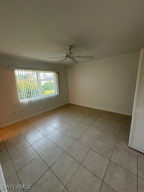 Building Photo - 753 Palm View Dr
