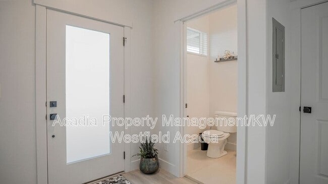 Building Photo - 429 Willow Leaf Rd