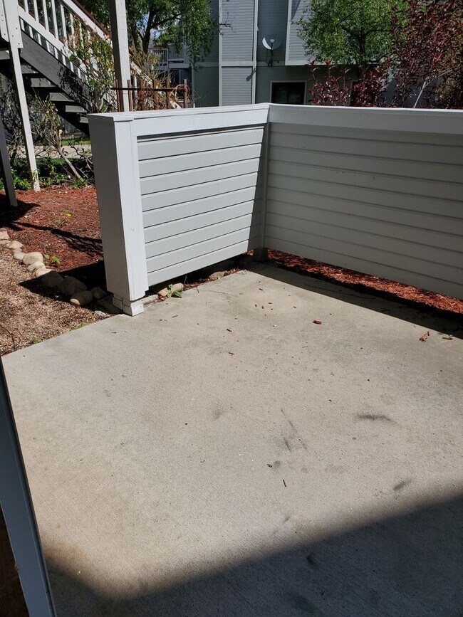 Building Photo - 2012 Remington St