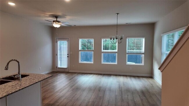 Building Photo - 133 Jaxton St
