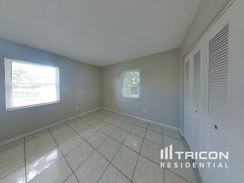 Building Photo - 12624 Eddington Rd
