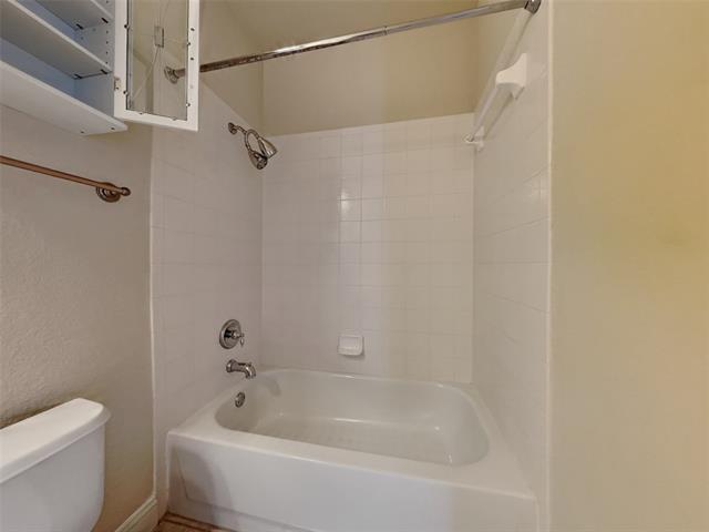 Building Photo - 7224 Scotland Ct