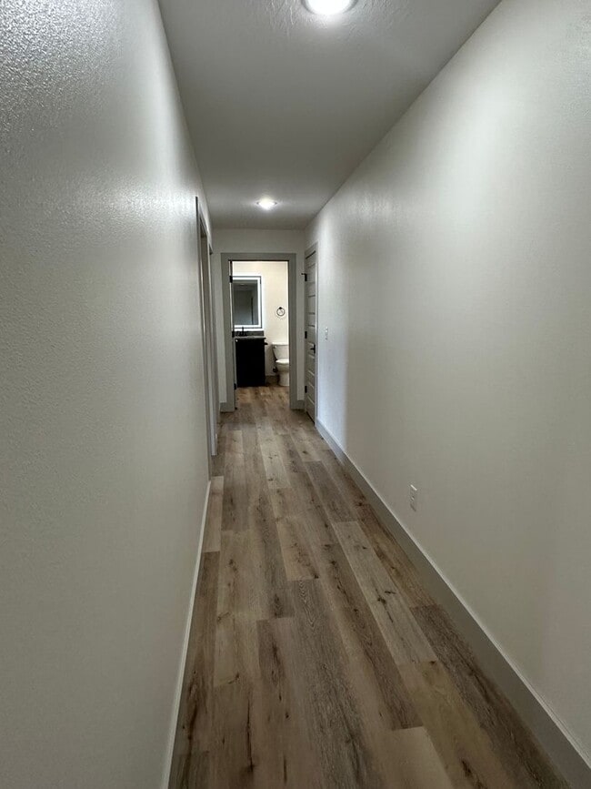 Building Photo - NEW CONSTRUCTION 5 Bed 3 Bath w/ Walk Out Basement Waynesville School District