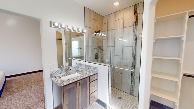 Building Photo - Partially Furnished Home