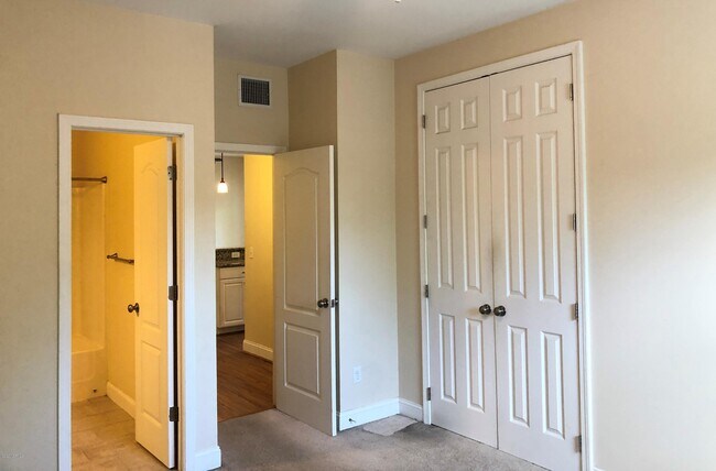 Building Photo - 119 Covil Ave