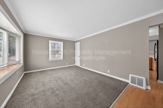 Building Photo - 10201 Surf Dr