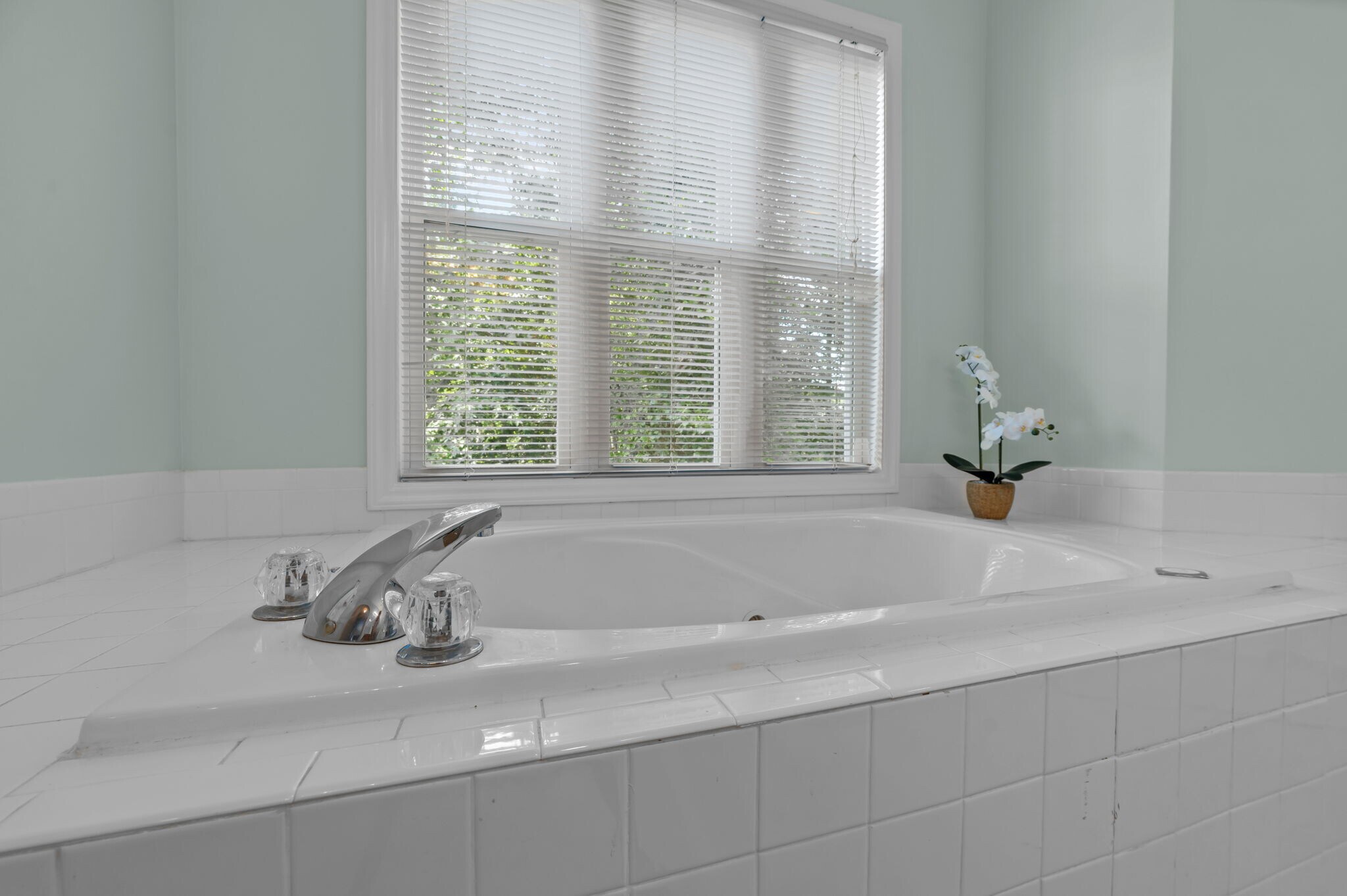 Building Photo - 1121 Turtle Creek Rd