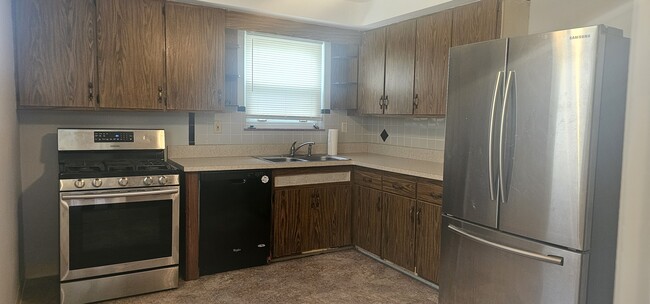 Building Photo - 4583 Ammon Rd