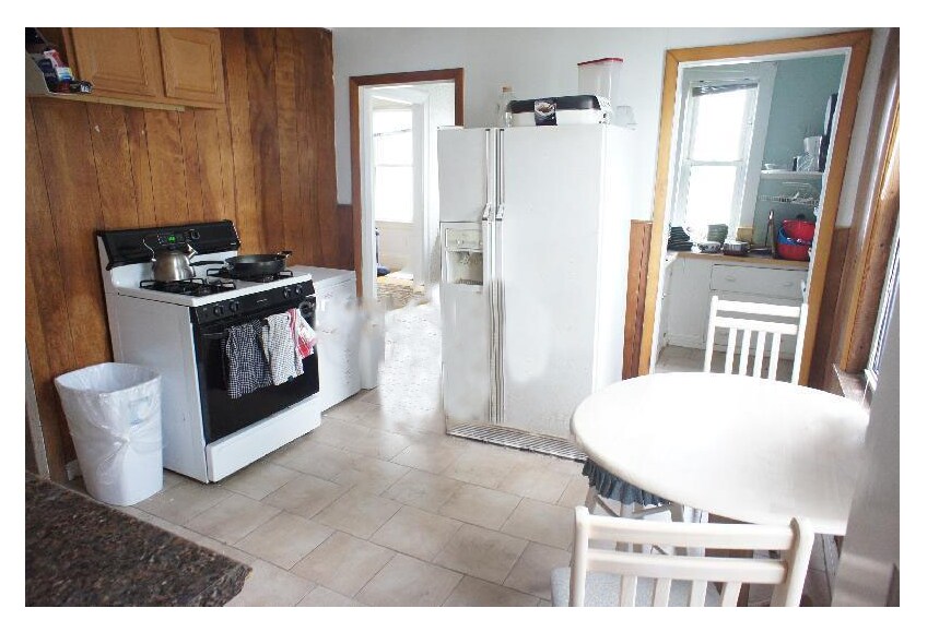 Building Photo - 34 Newcastle Rd