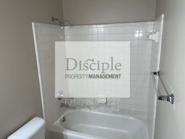 Building Photo - 22 E Dubois St