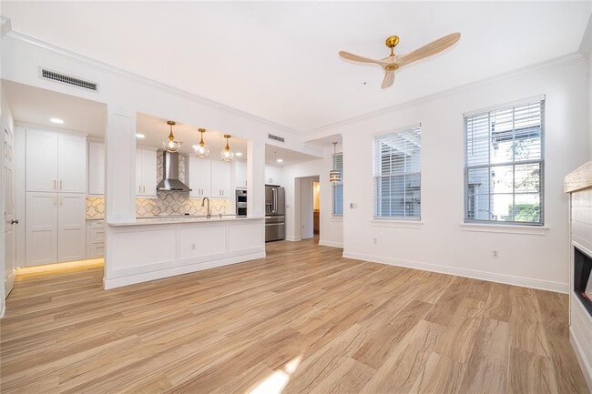 Building Photo - 1510 Lake Baldwin Ln