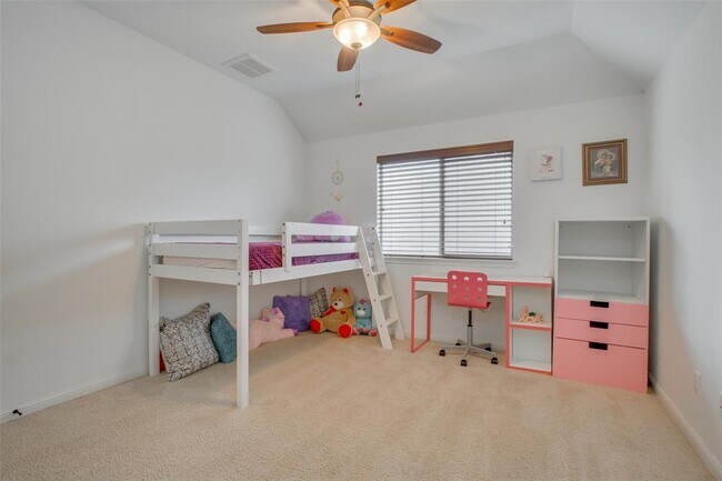 Building Photo - 12221 Montclair Bend