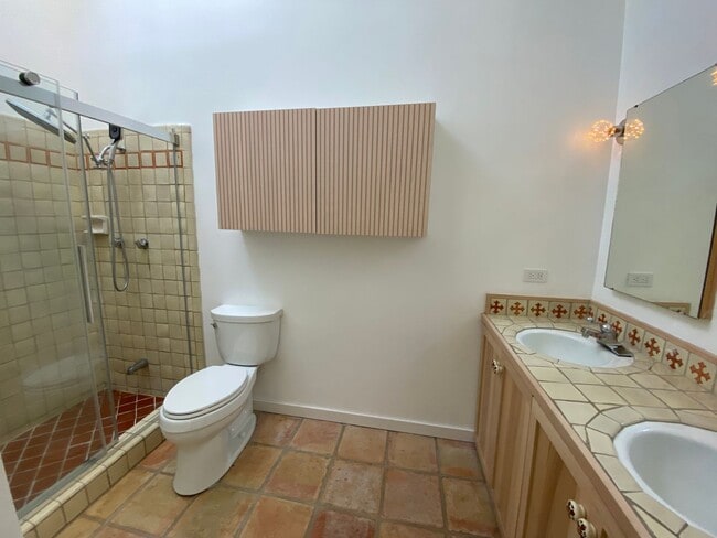 Building Photo - Alamo Heights Gem ~  2 / 2.5 Multi-Level C...