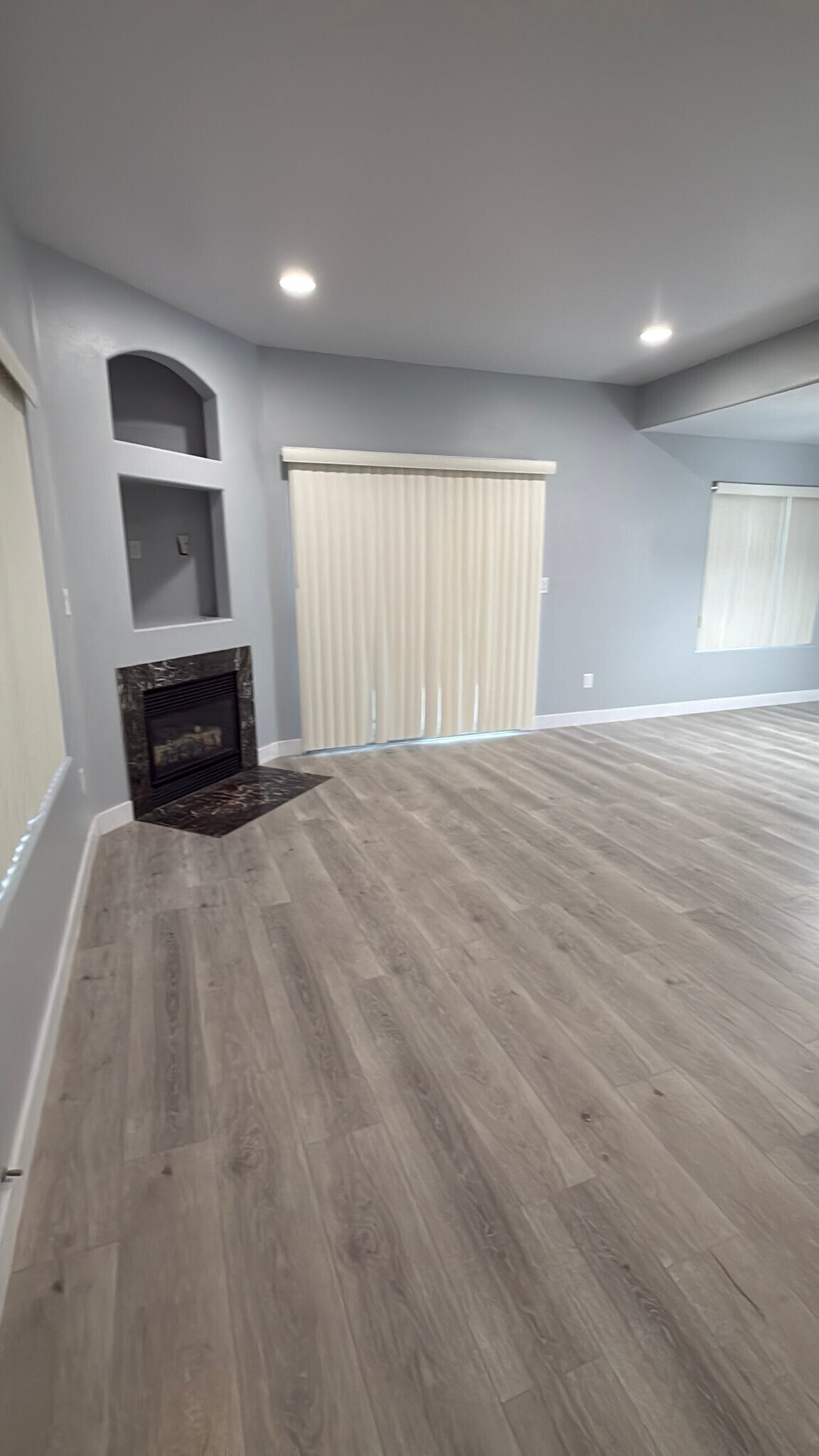 Building Photo - 14627 Gledhill St