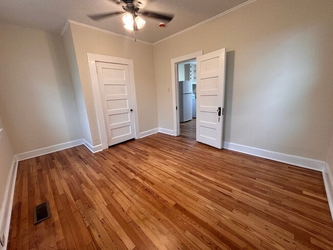 Building Photo - 2 Bedrooms- 1 Bathroom- House in Rockmart!