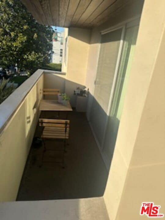 Building Photo - 1028 S Bedford St