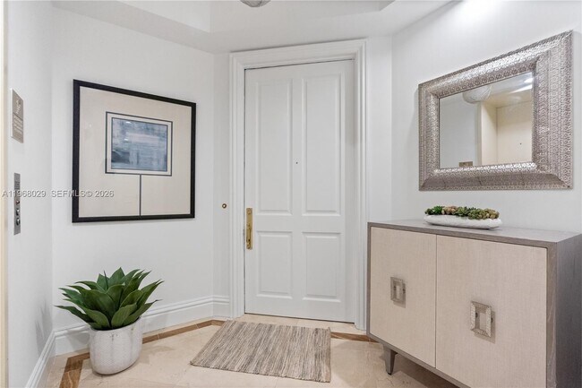 Building Photo - 10295 Collins Ave