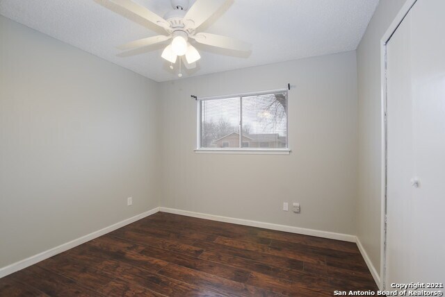 Building Photo - 300 Roanoke Dr