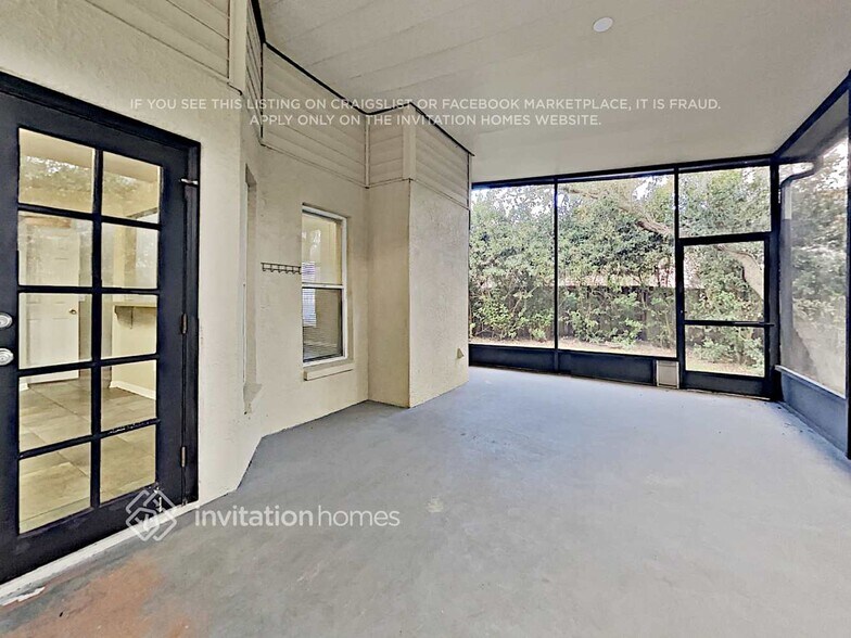 Building Photo - 2335 Needham Dr