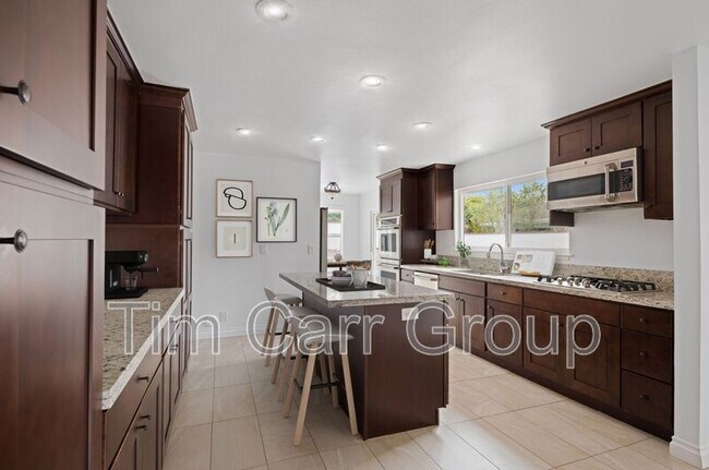 Building Photo - 1300 Antigua Way