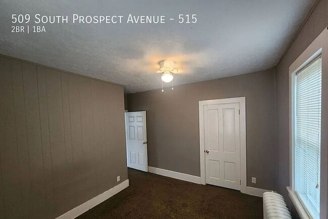 Building Photo - 509 Prospect Ave S