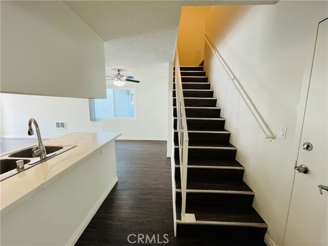 Building Photo - 25018 Eshelman Ave